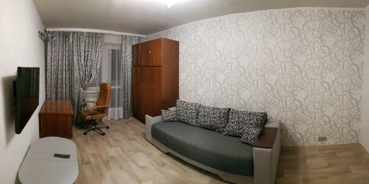 Сozy Appartment Near Metro Station "23 Avgusta" 카리프 외부 사진